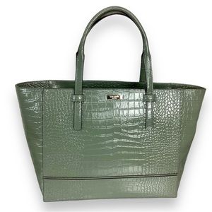 Elegant Green Crocodile-Embossed Tote Bag